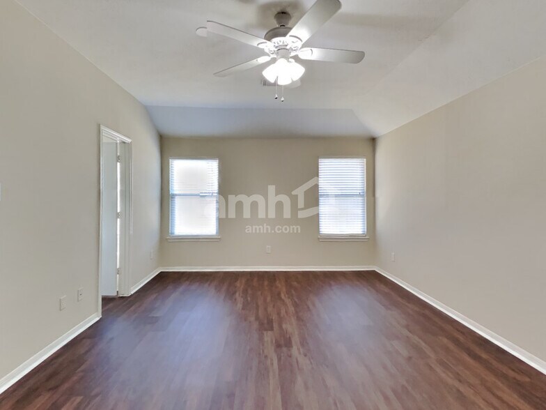 Building Photo - 2414 Teal Run Place Dr