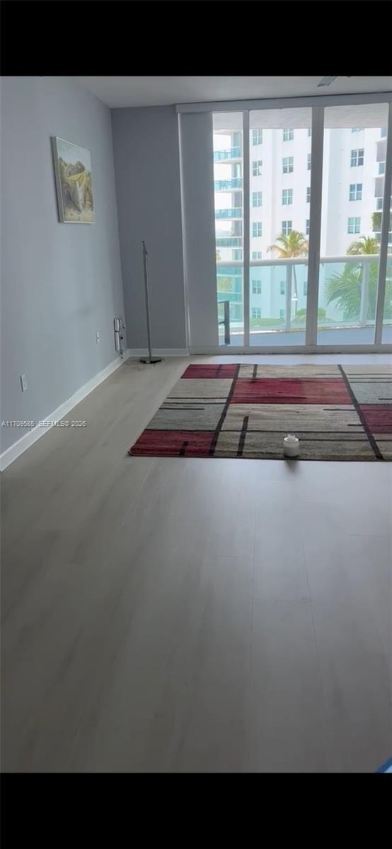 Building Photo - 7900 Harbor Island Dr
