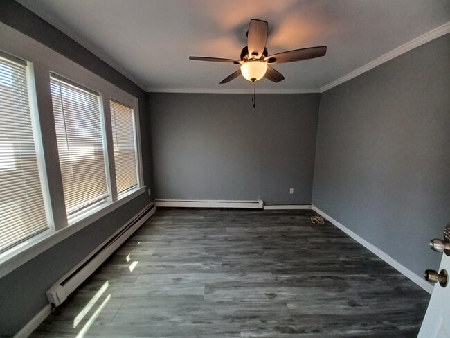 Building Photo - 721 Drexel Ave