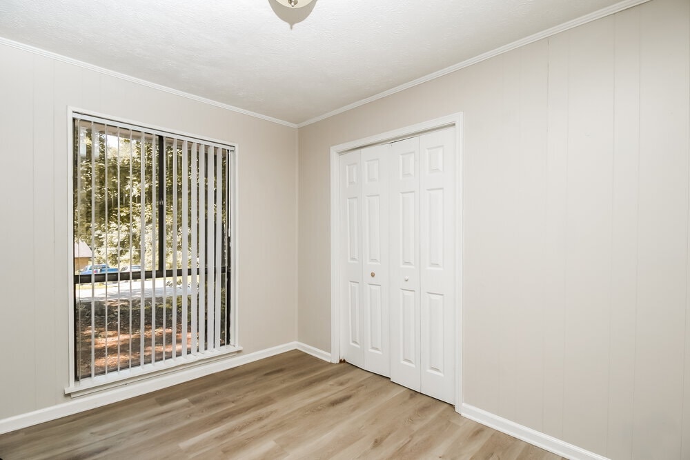 Building Photo - 9050 Spillers Dr SW