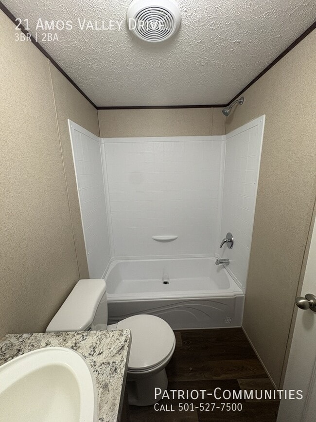 Building Photo - 21 Amos Valley Dr