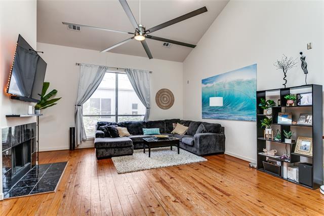 Building Photo - 3809 San Jacinto St