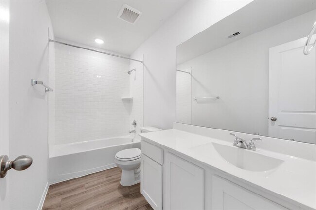 Building Photo - 10795 Sora Dr