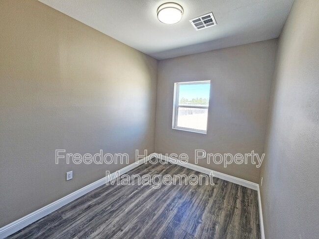 Building Photo - 1830 Casey Rd