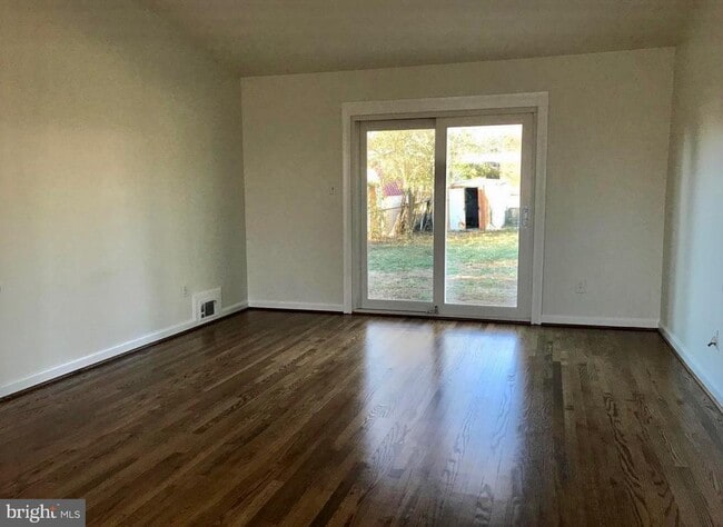 Building Photo - 4917 McCall St