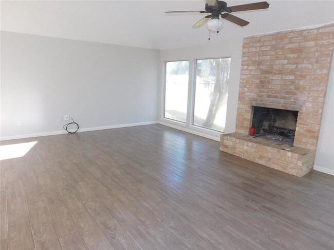 Building Photo - 4510 Hickory Downs Dr