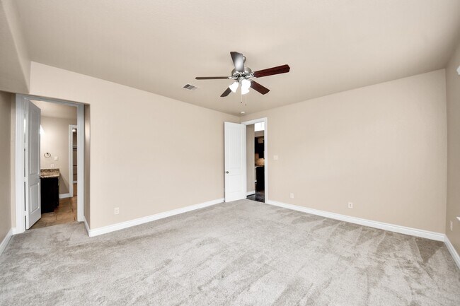 Building Photo - 24219 Peralta Glen Ln