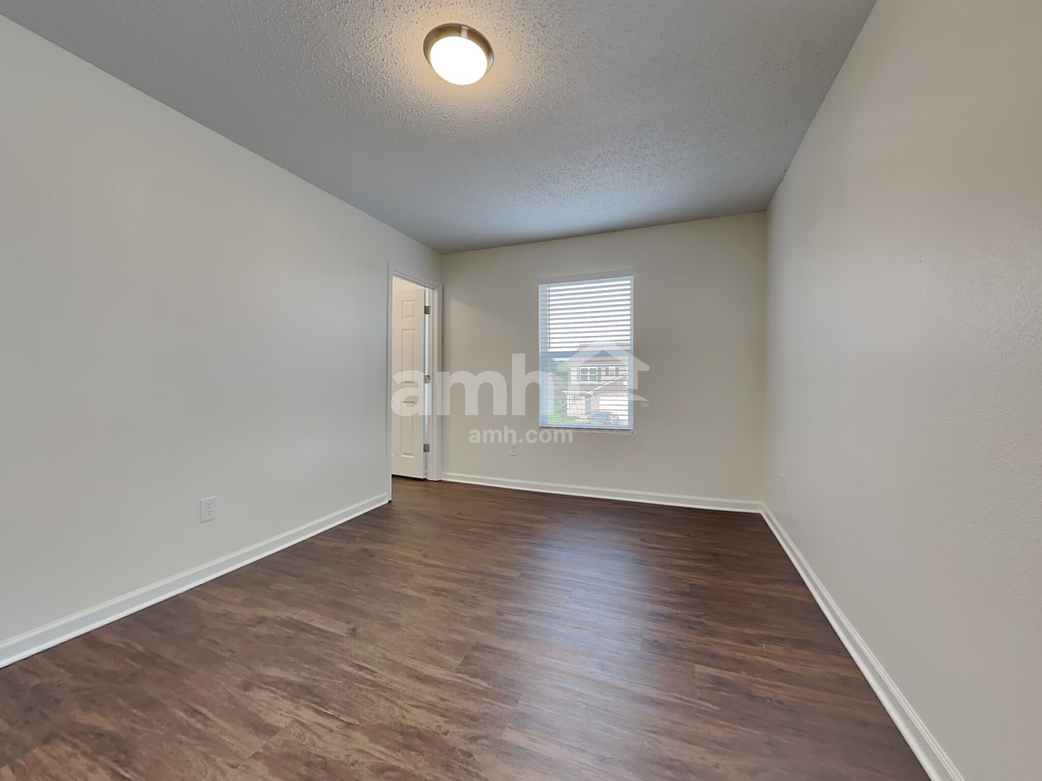 Building Photo - 15511 Sandlands Cir