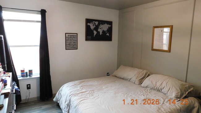 Building Photo - 225 Virginia St