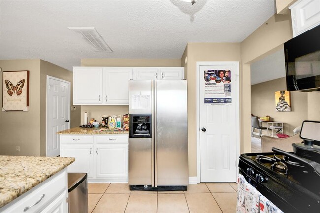 Building Photo - 4526 Texas Trail