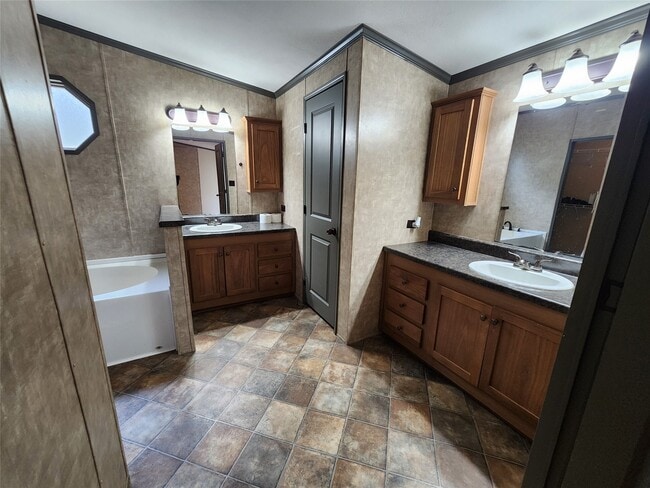 Building Photo - 19598 County Rd 2343