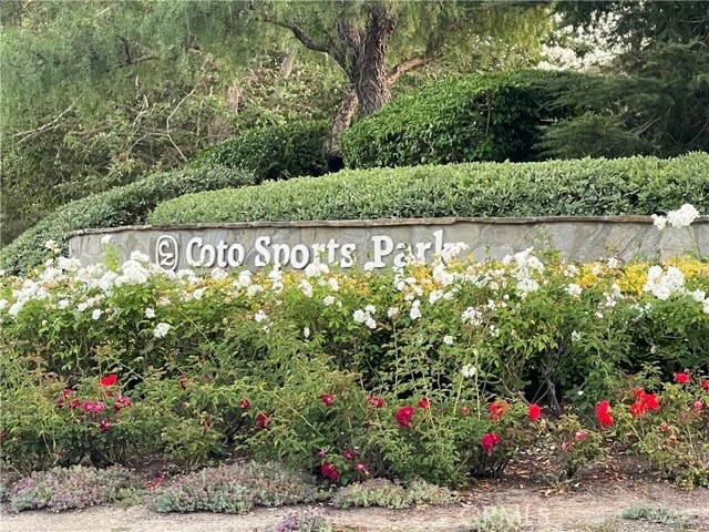 Building Photo - 32 Bogey Ln