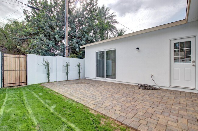 Building Photo - 4515 N 44th St