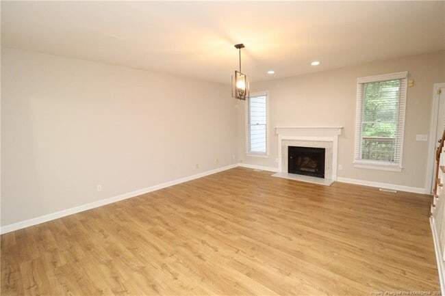 Building Photo - 114 Windward Ct