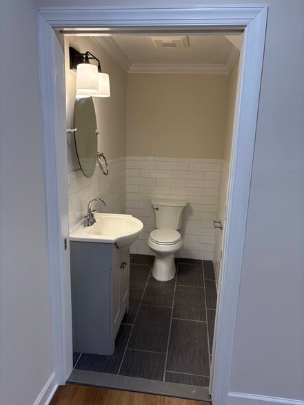 Building Photo - 7321 Leesville Rd