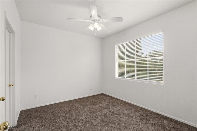 Building Photo - 9050 W Warm Springs Rd