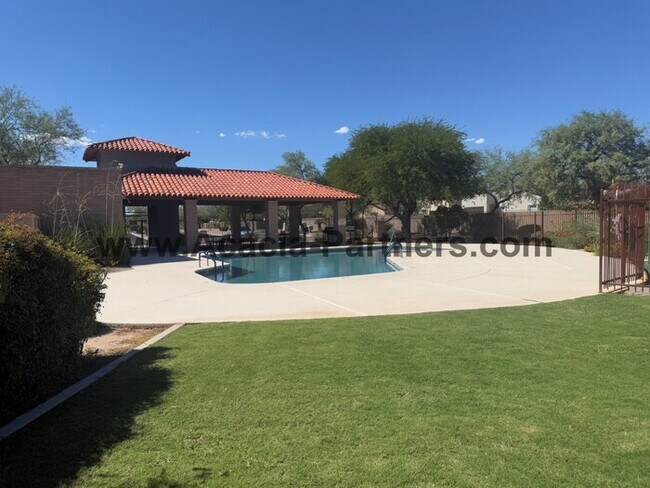 Building Photo - Three bedroom home in Mesquite Ranch