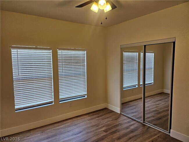 Building Photo - 8250 N Grand Canyon Dr