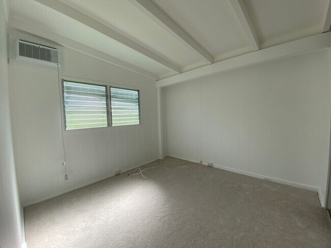 Building Photo - Kailua