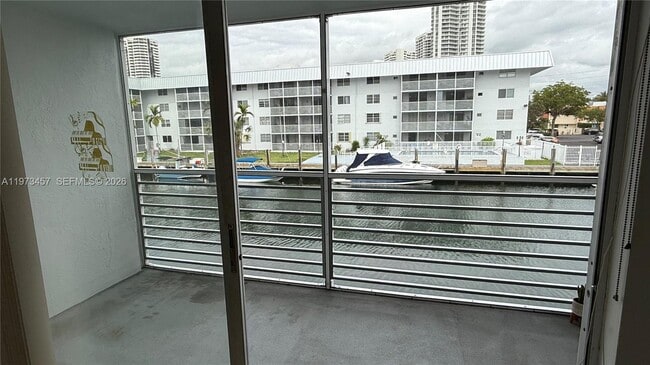 Building Photo - 3849 NE 169th St