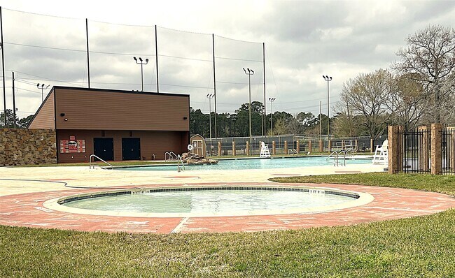 Building Photo - 8426 Hunters Village Dr