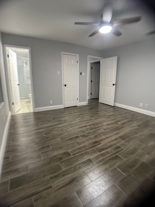 Building Photo - Serenity with Plenty of Room in Euless!