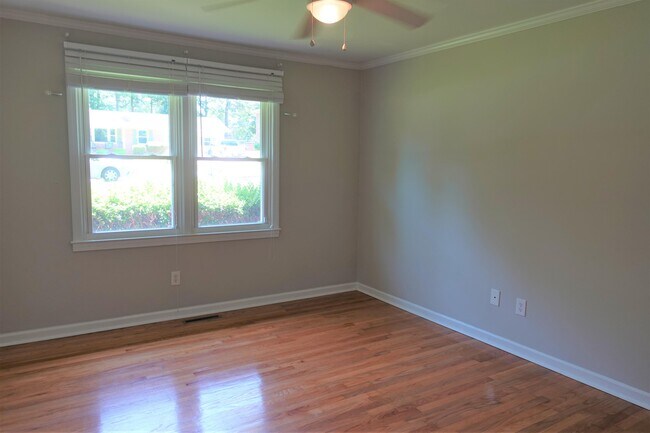 Building Photo - 115 Konnarock Cir