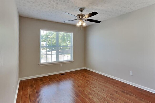 Building Photo - 3544 Willgrove Way