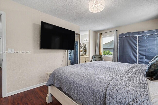 Building Photo - 7941 NW 3rd Pl