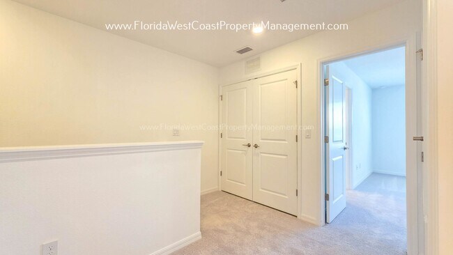 Building Photo - OUTSTANDING BRAND NEW TOWNHOME MOVE IN READY! AZARIO TOWNHOMES LWR !