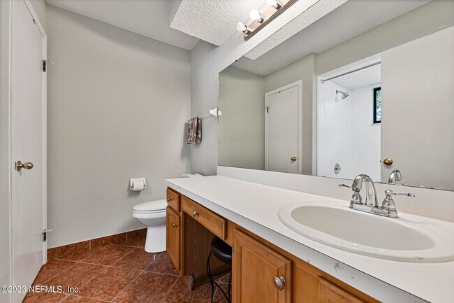 Building Photo - 9126 Trevi Cir W