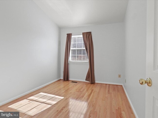 Building Photo - 6751 Cardinal Woods Ct