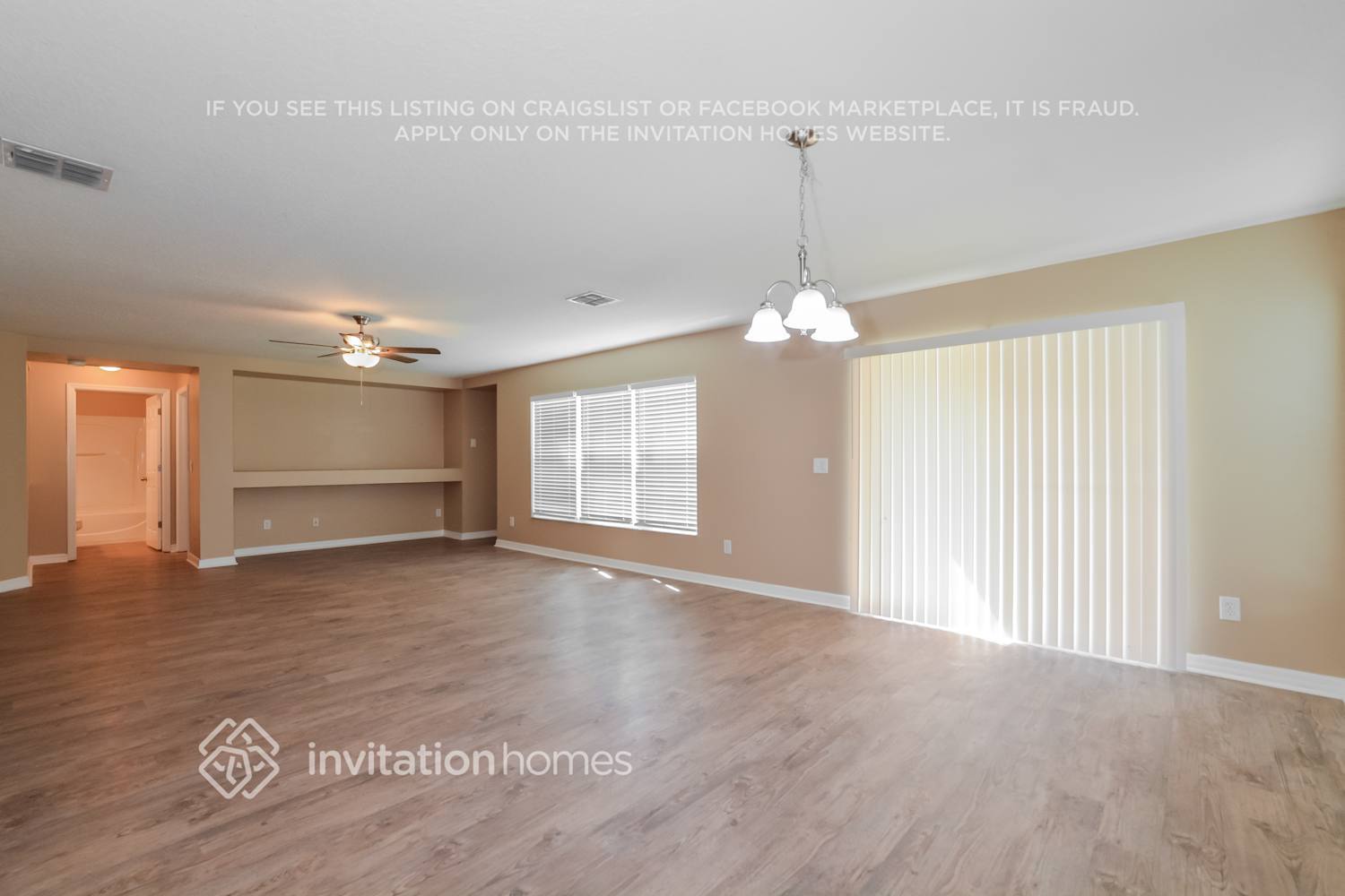 Building Photo - 13744 Podocarpus Ln
