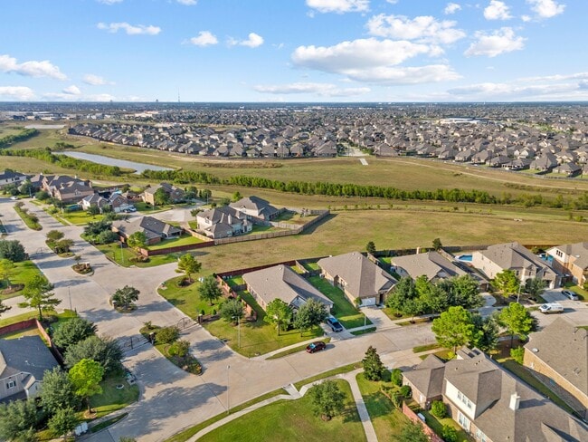 Building Photo - 8507 Sedona Run Dr