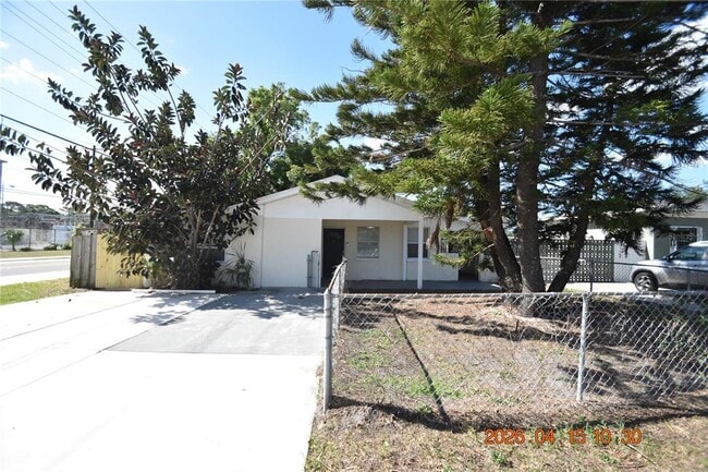 Building Photo - 3602 W Oklahoma Ave