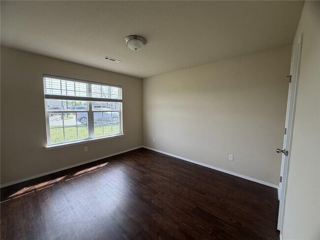 Building Photo - 3751 Alliance Pl