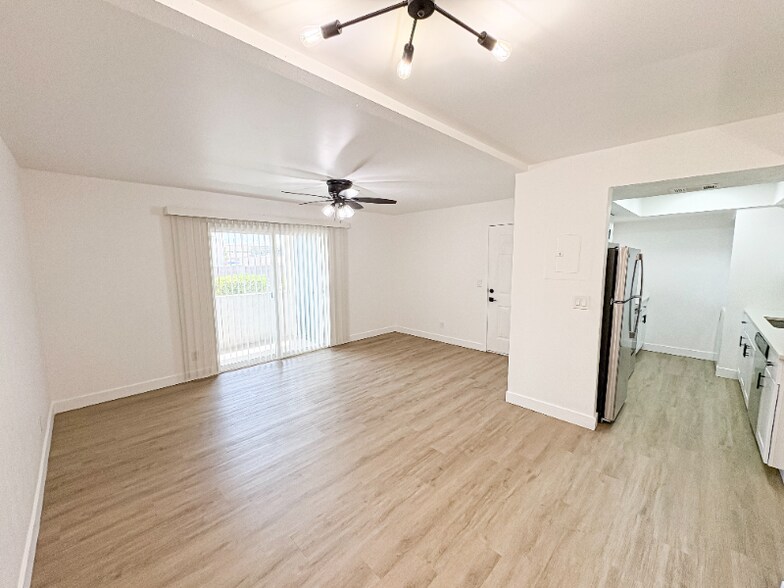 Building Photo - 1637 N 51st St