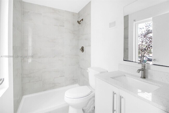 Building Photo - 14482 SW 259th St