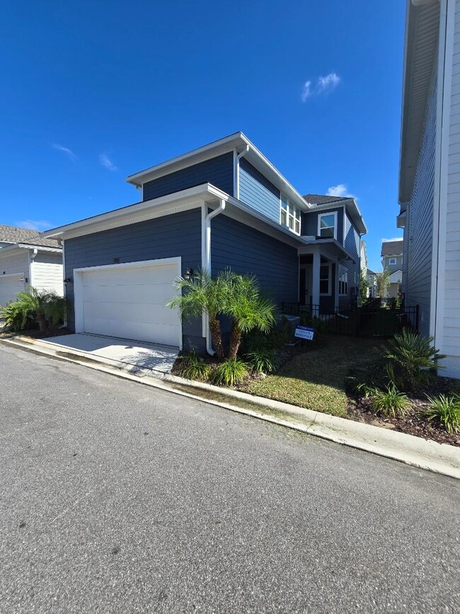 Building Photo - 11023 Cosmic Wy