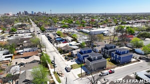 Building Photo - 3038 W Salinas