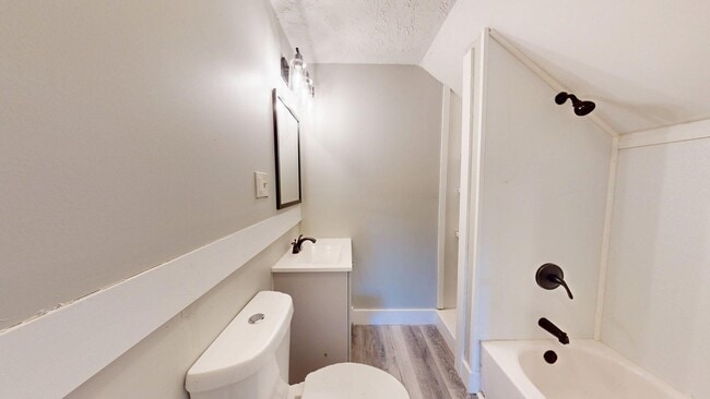 Building Photo - Cudell Area - 3 Bedroom - 1 Bath - Single ...
