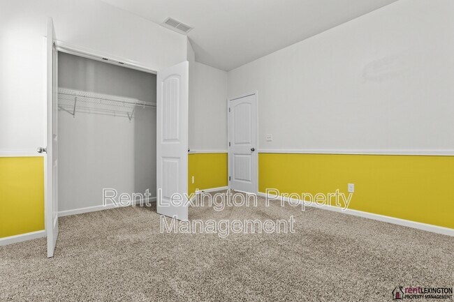 Building Photo - 111 High Hope Ln