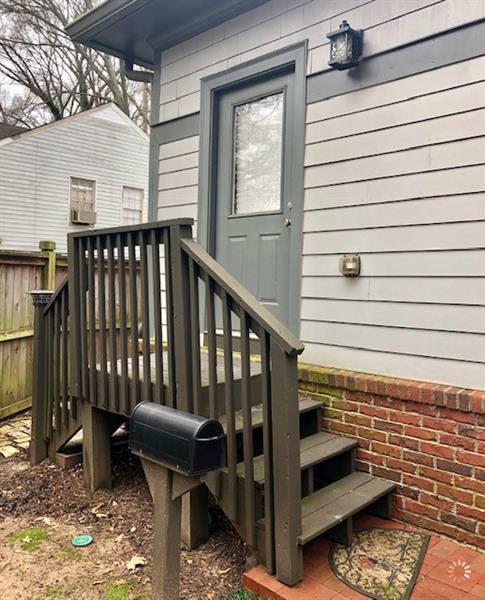 Building Photo - 991 Faith Ave SE