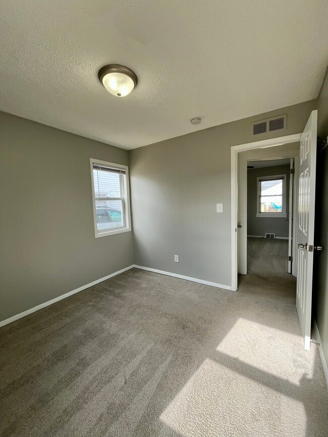 Building Photo - 3266 S Stella Ct