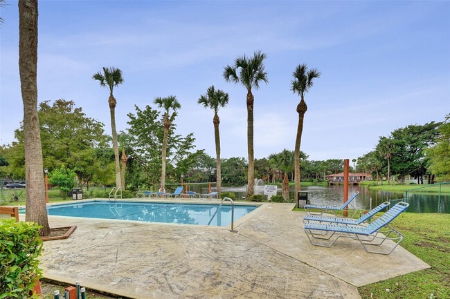 Building Photo - 10733 Cleary Blvd