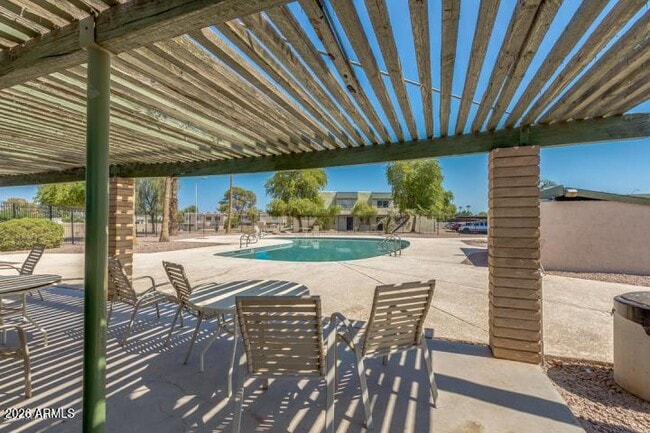 Building Photo - 1500 W Rio Salado Pkwy