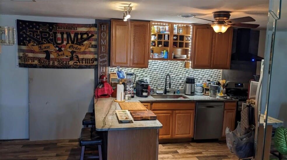 Building Photo - 2321 NW 6th St