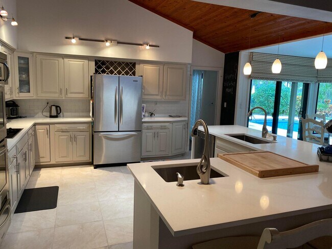 Building Photo - 2903 Banyan Blvd Cir NW