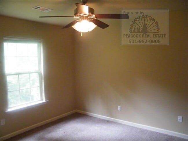 Building Photo - 220 Natalie Ln