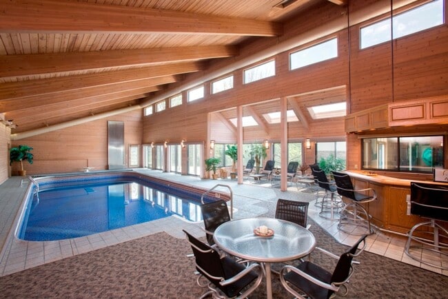 Building Photo - Resort Home